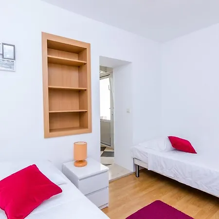 Beautiful Sea View - Two Bedroom With Terrace And Sea Vi... アパート ドゥブロブニク